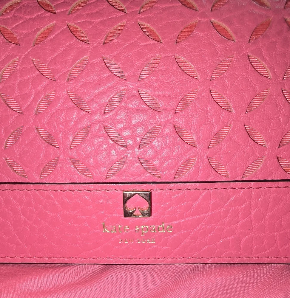 Kate Spade Pink Perri Lane Leather Women's Wallet - Picture 2 of 16